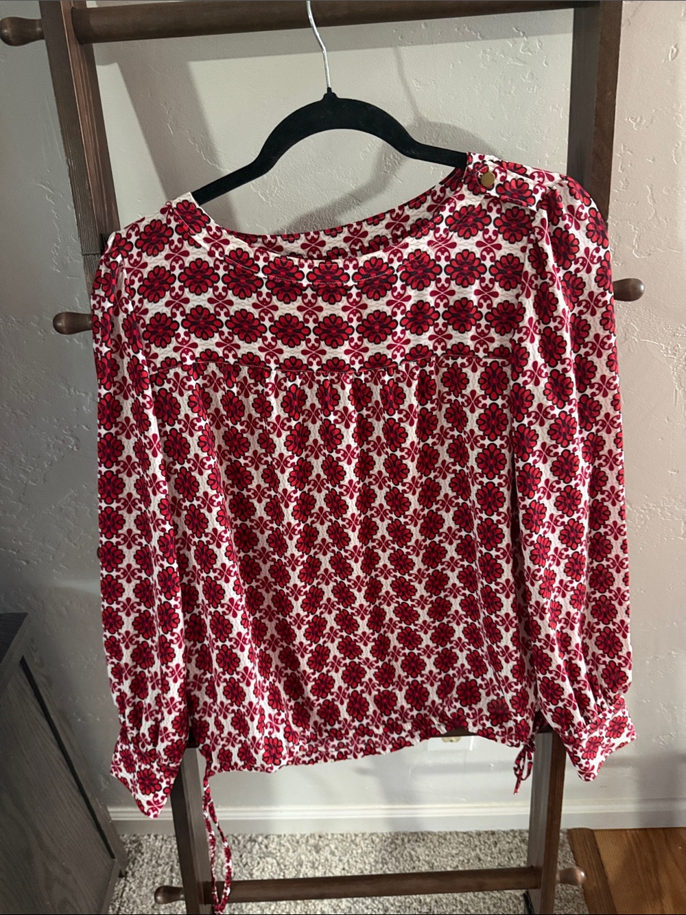 LOFT Red and White Floral Long-Sleeve Blouse